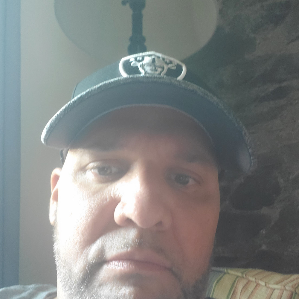 Meet your Posher, Thomas